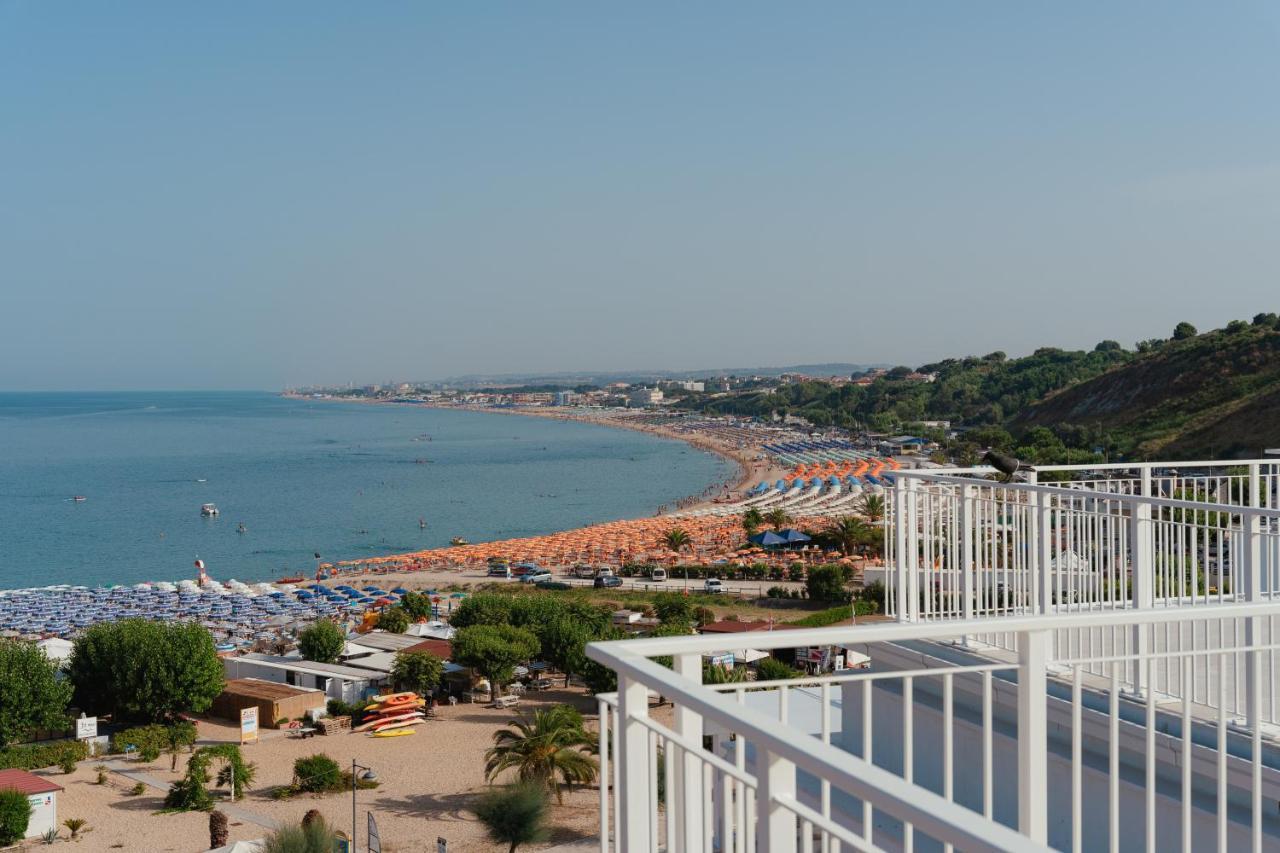 View Place & Spa Numana Kültér fotó